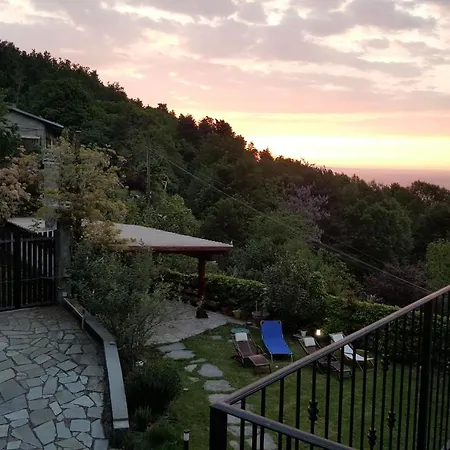 La Casa Nella Borgata Con Vista Sulla Valle Nyaraló *